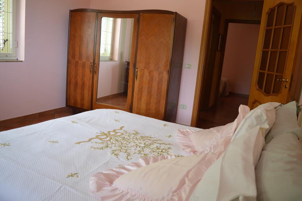 La Casa Di Giulia Lägenhet Forza dʼAgro Exteriör bild